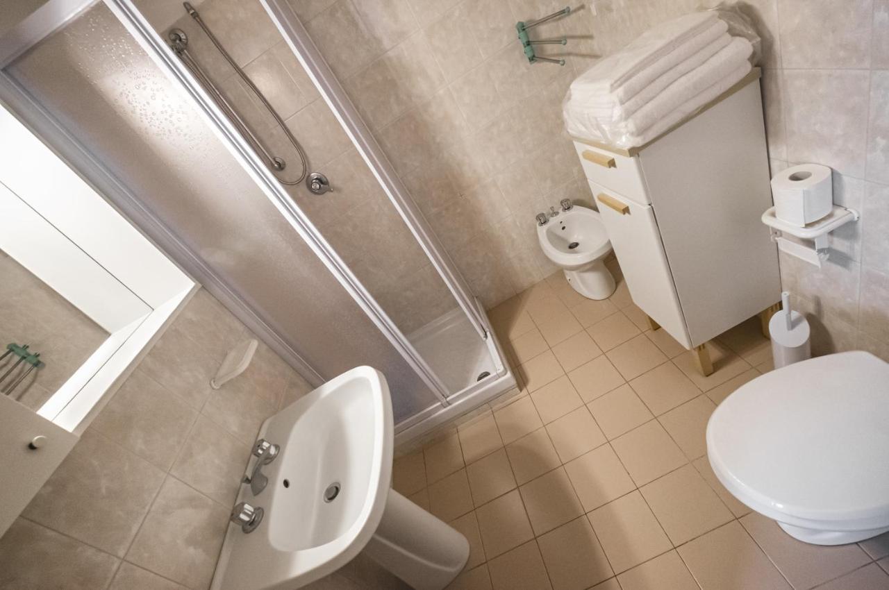 Tinetto Brezza Di Mare Apartment Deiva Marina Bagian luar foto